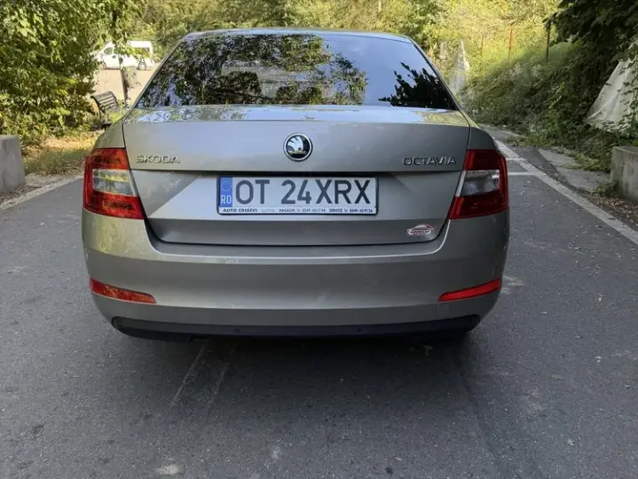 Škoda Octavia 1.6 TDI DSG Ambition