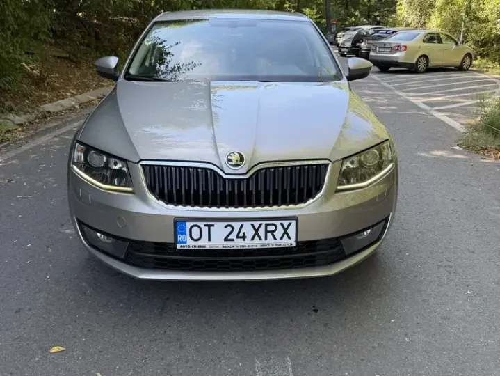 Škoda Octavia 1.6 TDI DSG Ambition