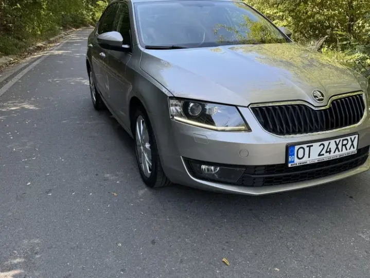 Škoda Octavia 1.6 TDI DSG Ambition