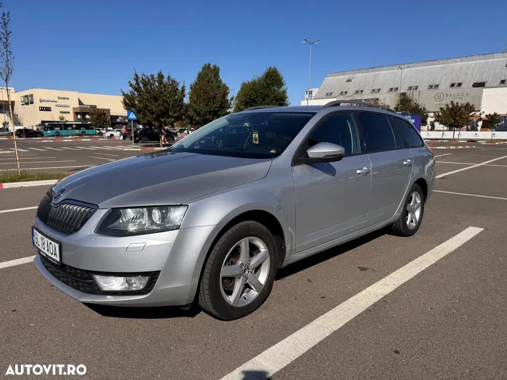 Škoda Octavia III 2.0 TDI DSG Drive — imagine 2