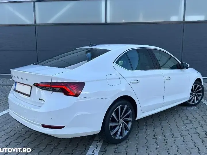 Škoda Octavia IV 1.0 TSI DSG Mild Hybrid Ambition