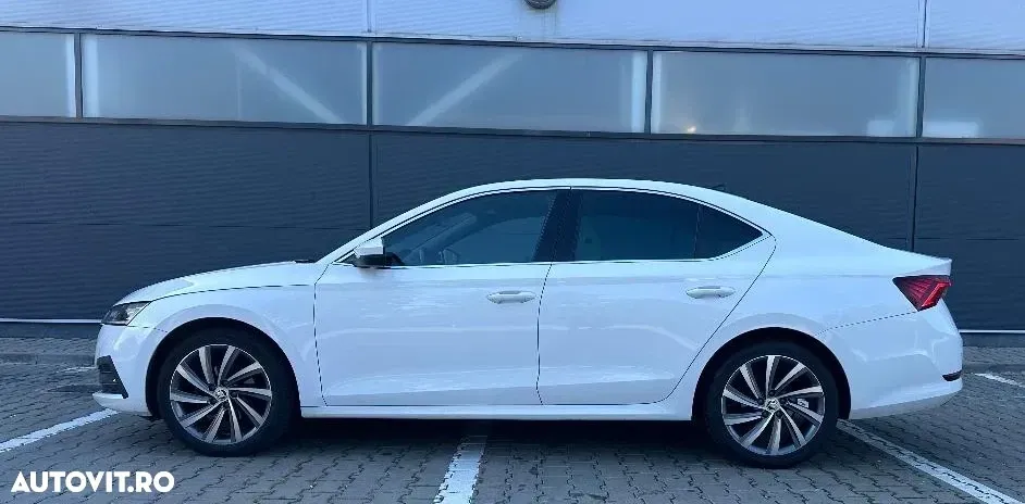 Škoda Octavia IV 1.0 TSI DSG Mild Hybrid Ambition — imagine 6