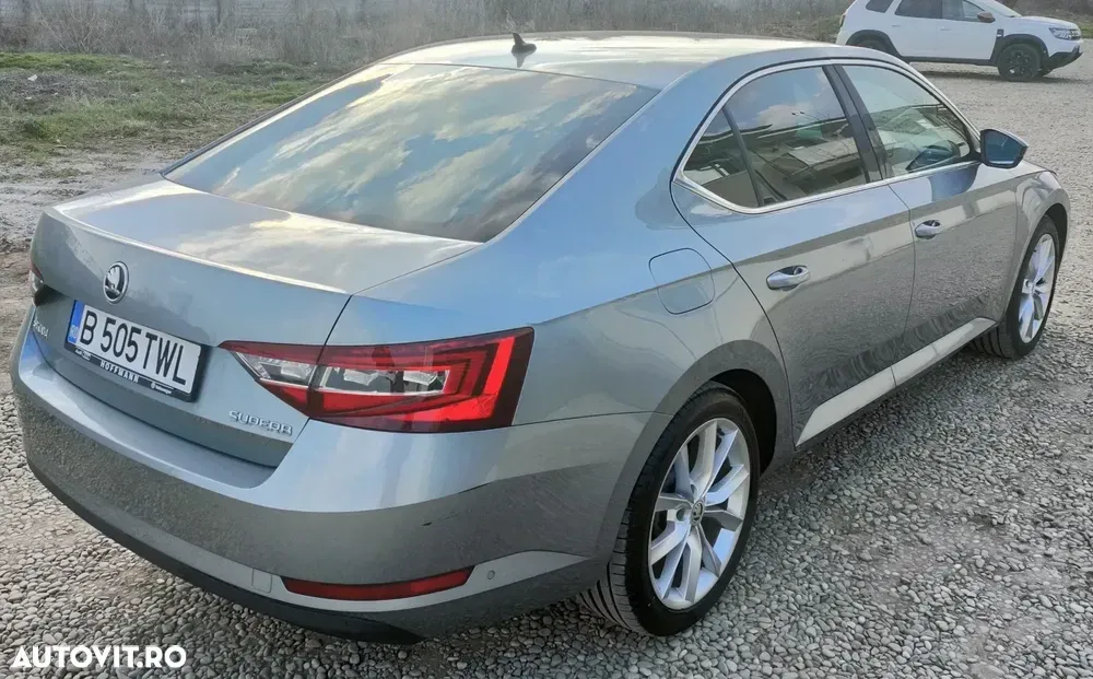 Škoda Superb III 2.0 TDI DSG Style — imagine 6