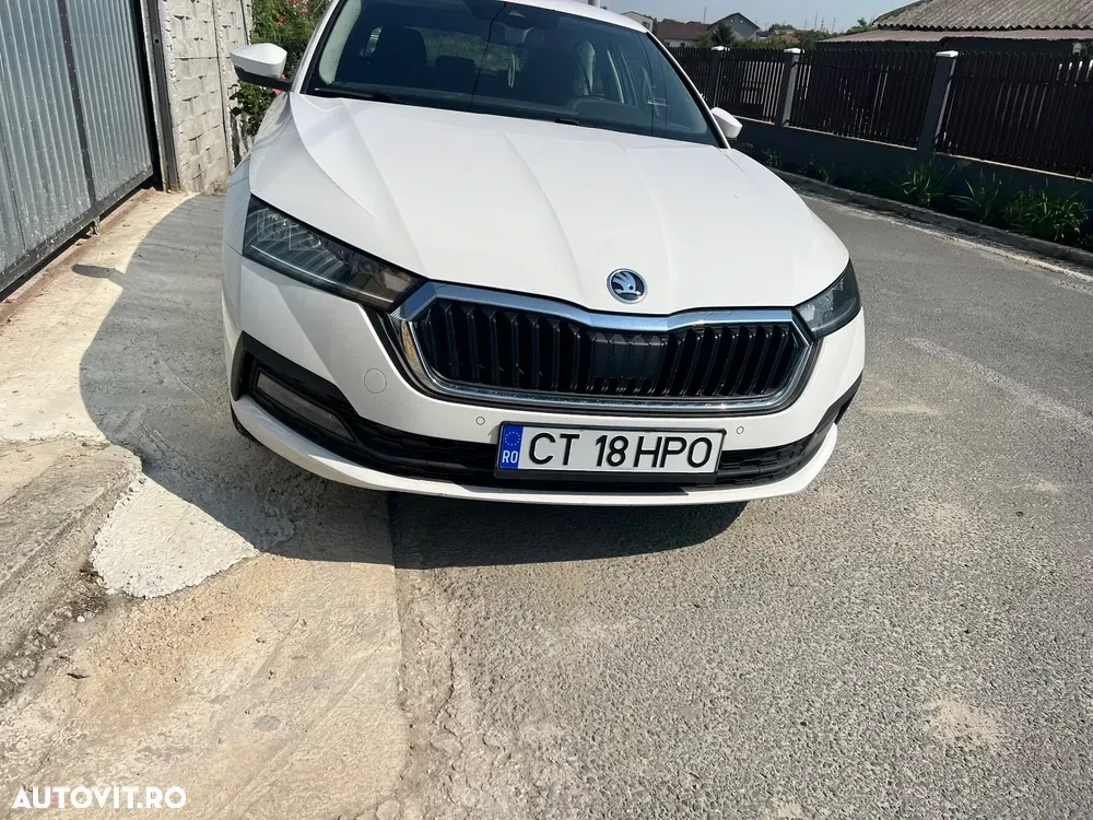 Škoda Octavia IV 2.0 TDI DSG Style — imagine 4