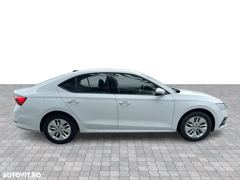Škoda Octavia IV 1.5 TSI DSG Mild Hybrid Ambition — imagine 6