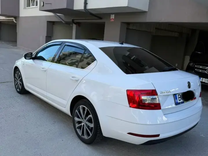 Škoda Octavia 1.6 TDI DSG Ambition