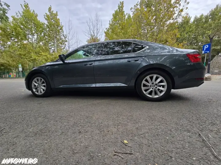 Škoda Superb 1.4 TSI DSG Ambition