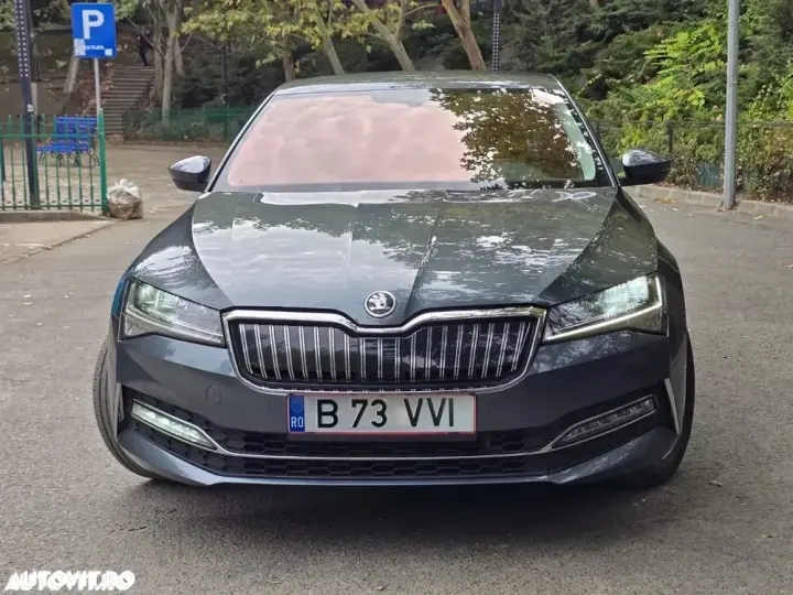 Škoda Superb 1.4 TSI DSG Ambition