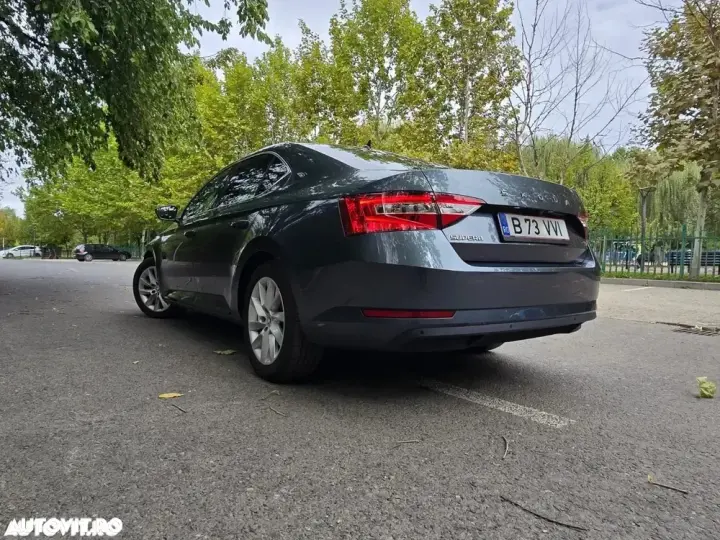 Škoda Superb 1.4 TSI DSG Ambition