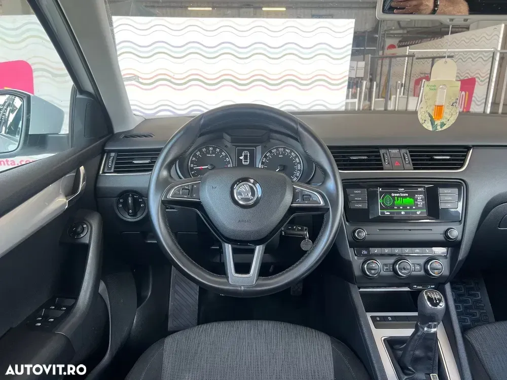 Škoda Octavia 1.6 TDI Ambition — imagine 6