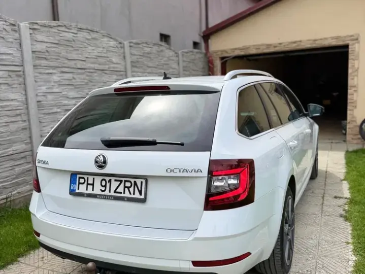Škoda Octavia III 1.6 TDI DSG Style