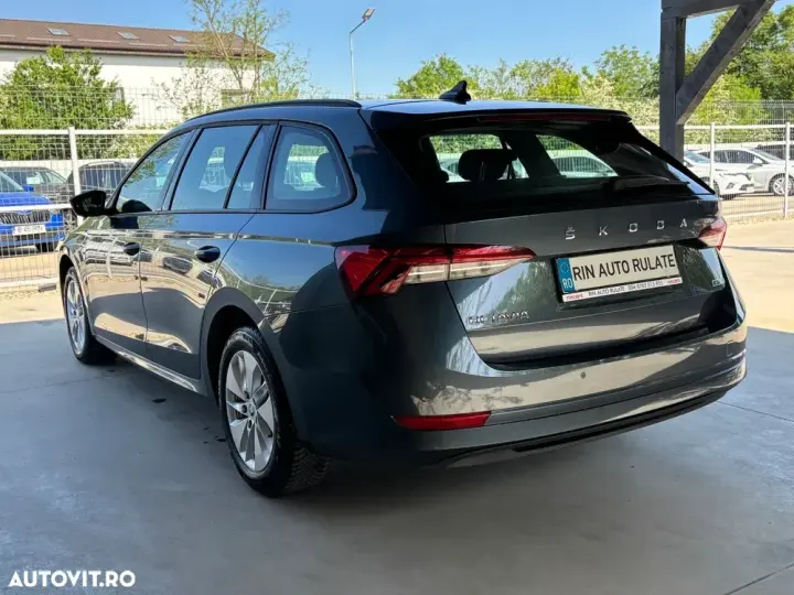 Škoda Octavia IV 1.0 TSI e-TEC DSG Style