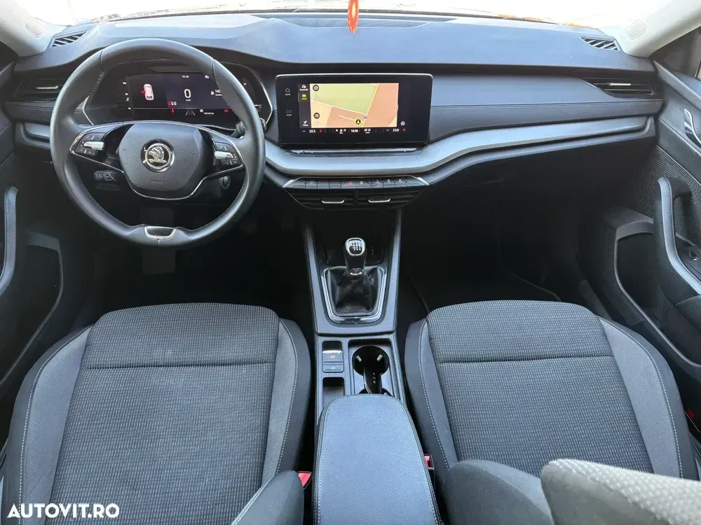 Škoda Octavia IV 2.0 TDI Ambition — imagine 4