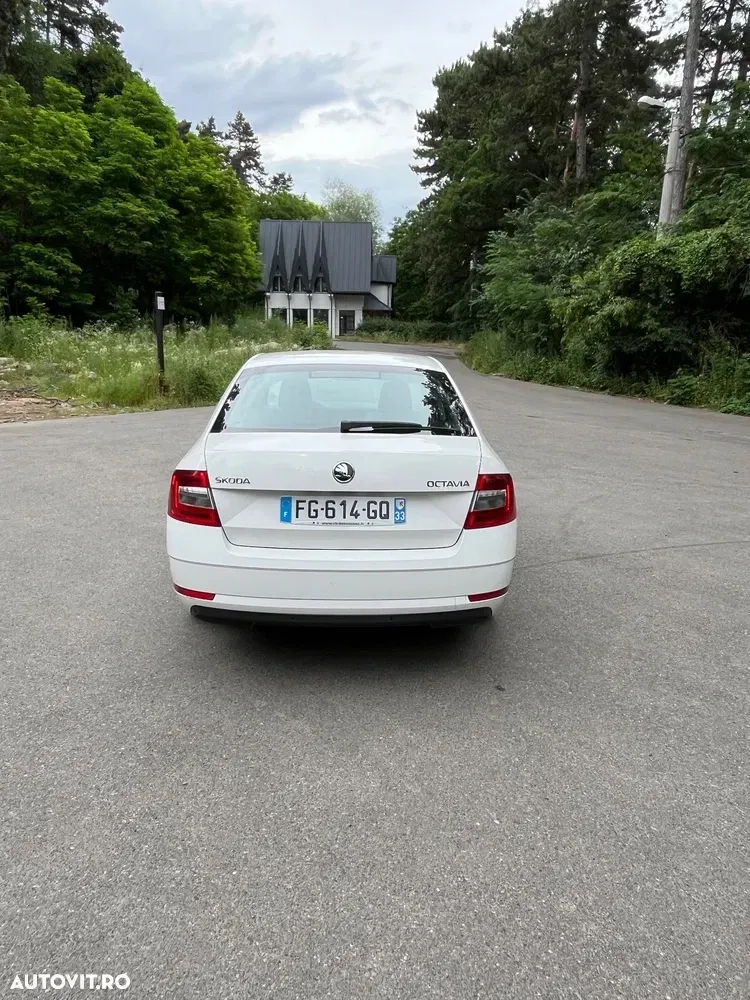 Škoda Octavia III — imagine 4