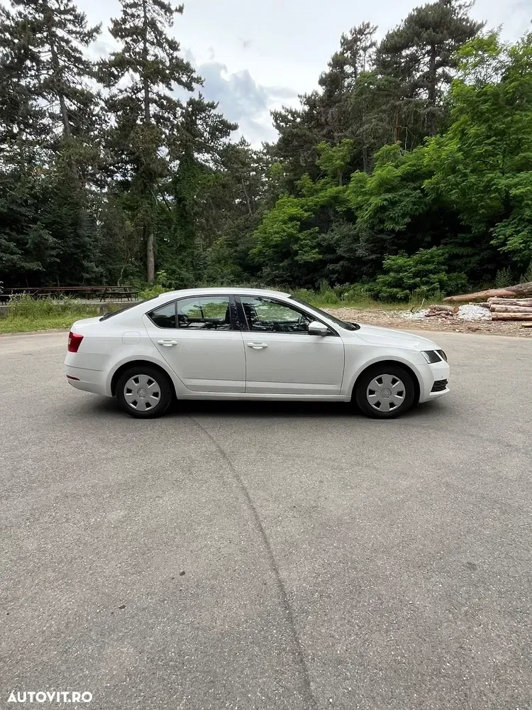Škoda Octavia III — imagine 3