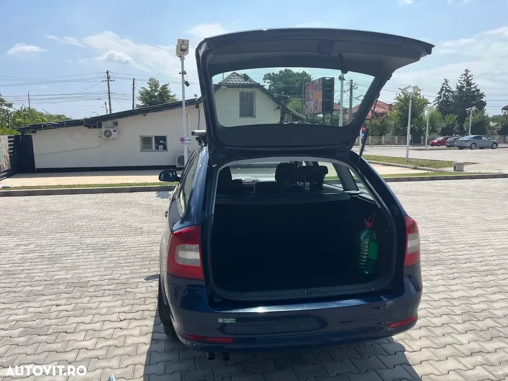 Škoda Octavia II — imagine 3