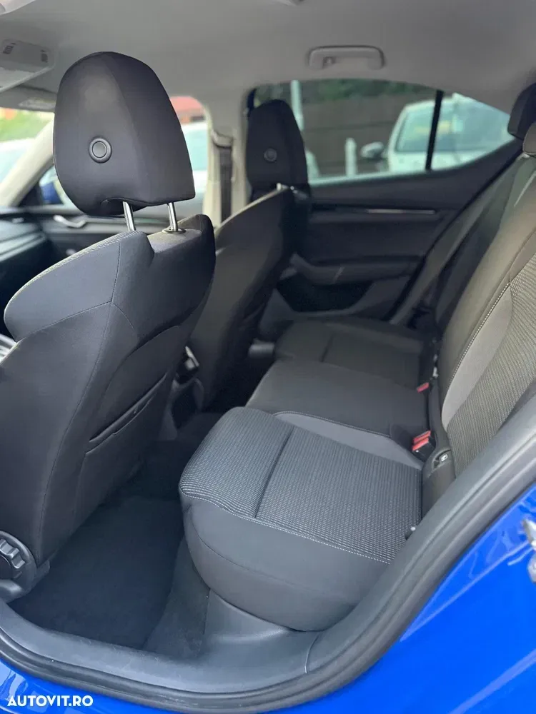 Škoda Octavia 2.0 TDI DSG Style — imagine 5