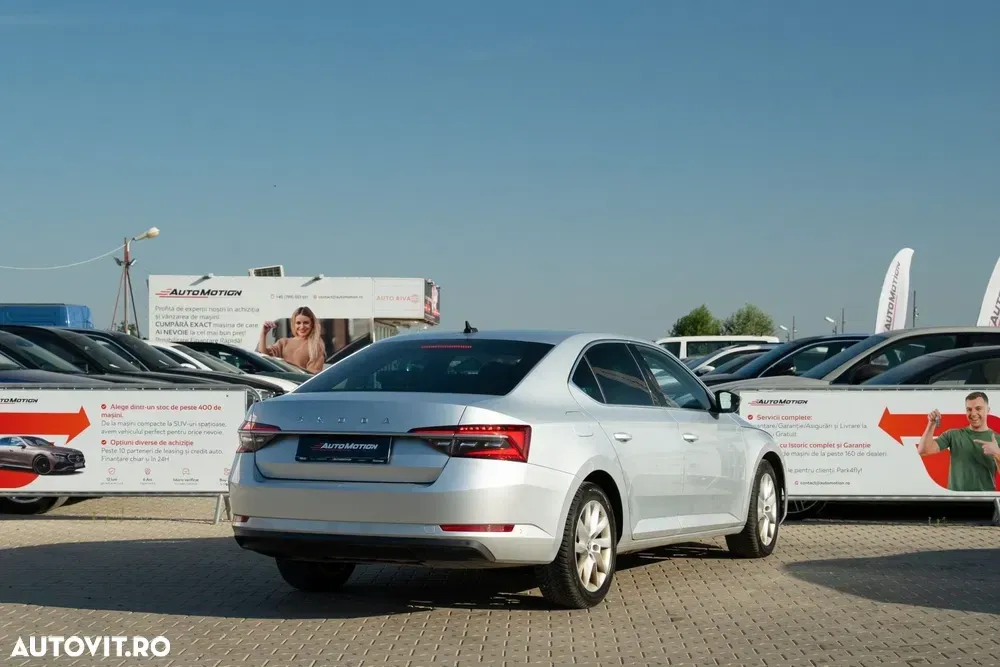 Škoda Superb III 2.0 TDI DSG Style — imagine 4
