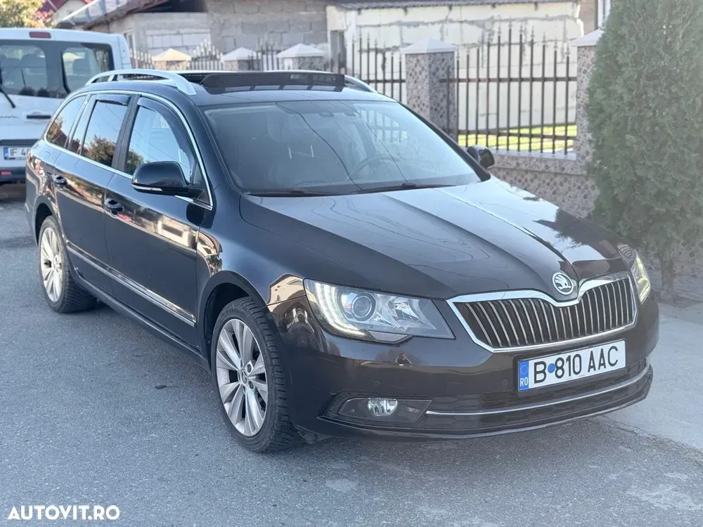 Škoda Superb 2.0 TDI DSG Ambition — imagine 5