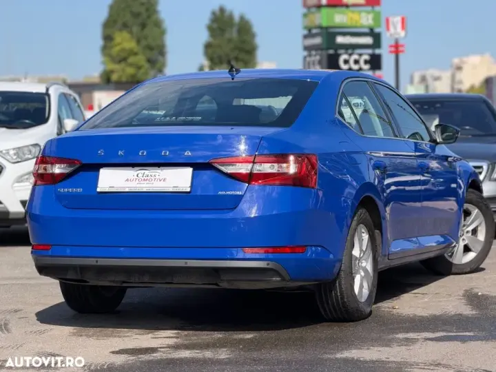 Škoda Superb 2.0 TDI DSG Style