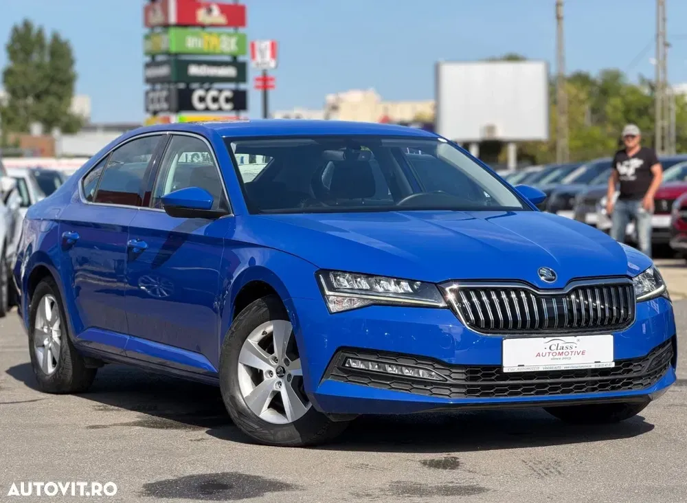 Škoda Superb 2.0 TDI DSG Style — imagine 3