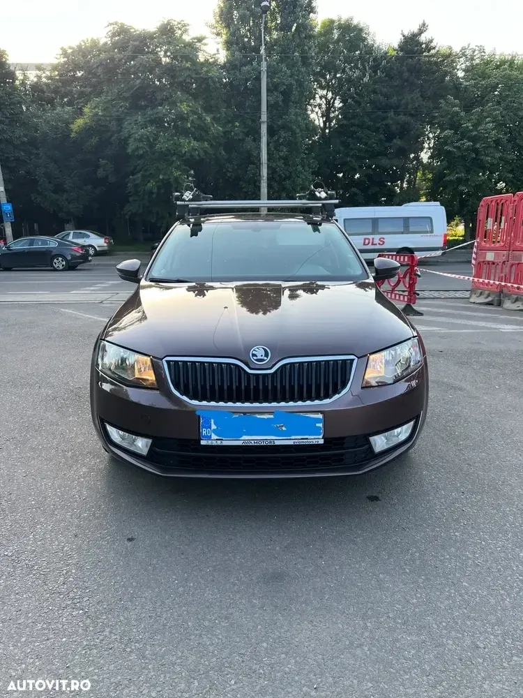 Škoda Octavia III 1.6 TDI DSG Style — imagine 2