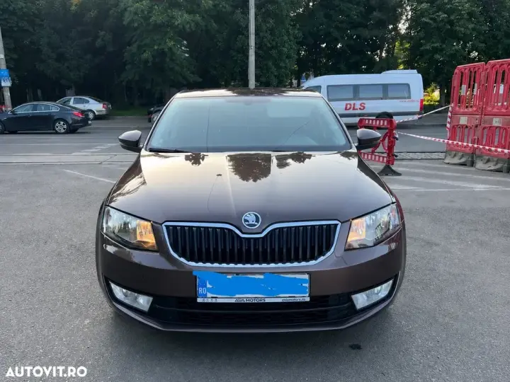 Škoda Octavia III 1.6 TDI DSG Style