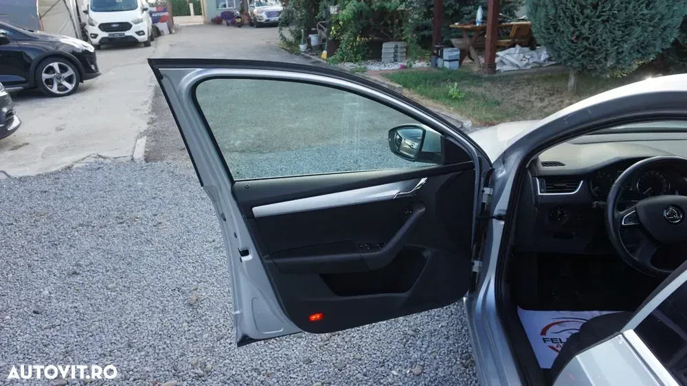 Škoda Octavia III 2.0 TDI Green tec Edition — imagine 6