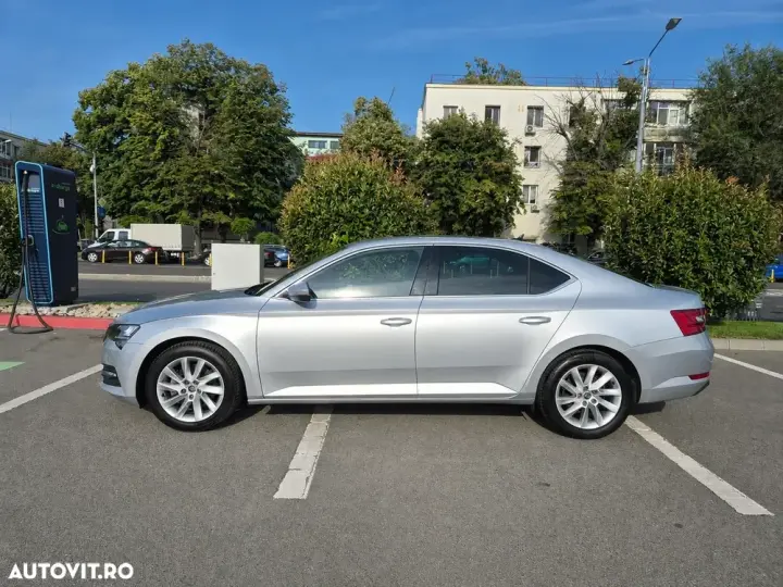 Škoda Superb III