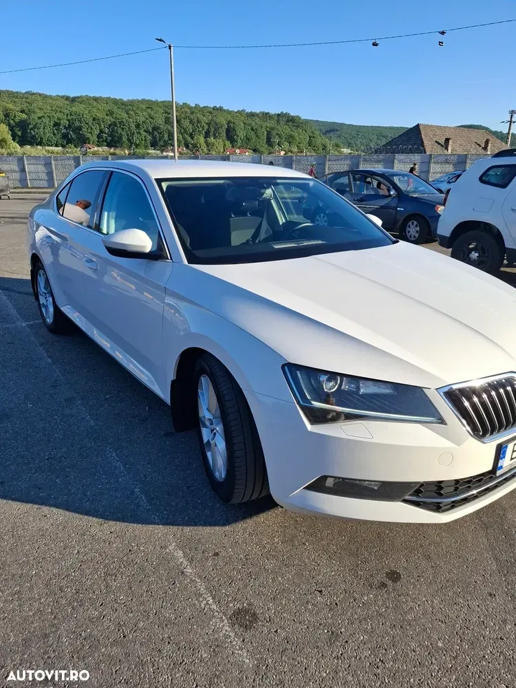 Škoda Superb III 2.0 TDI DSG Style — imagine 2