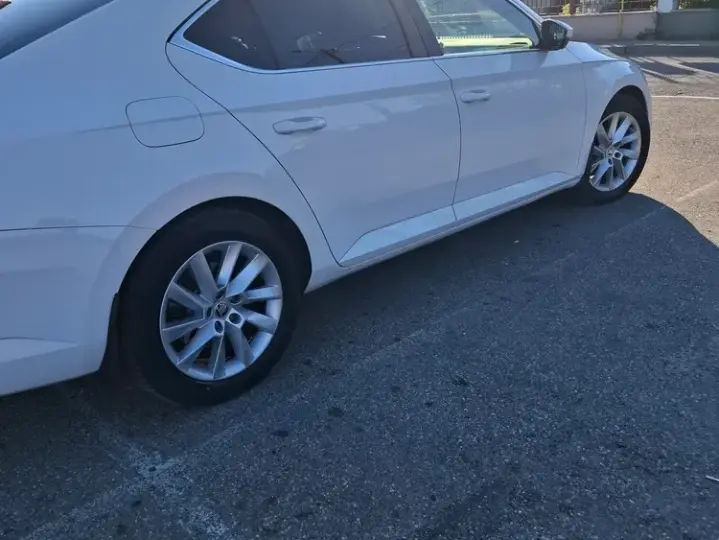 Škoda Superb III 2.0 TDI DSG Style