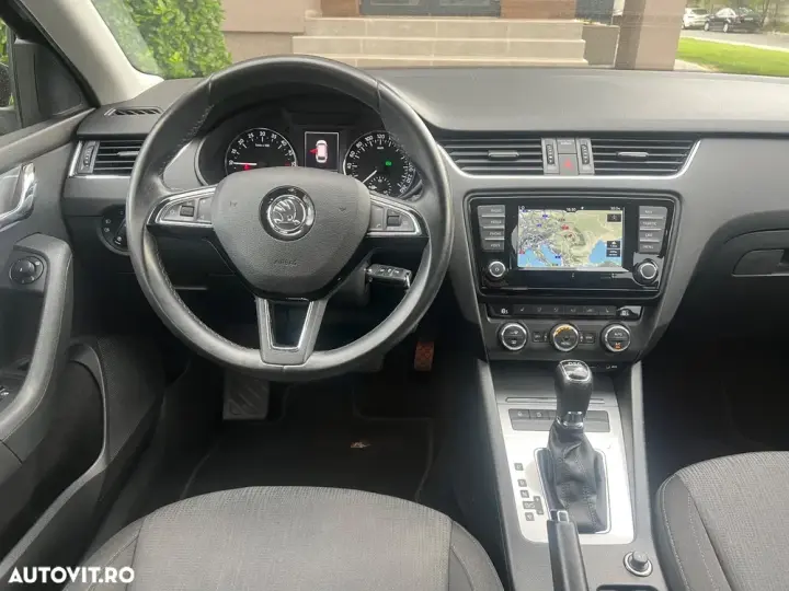 Škoda Octavia III 2.0 TDI DSG Drive
