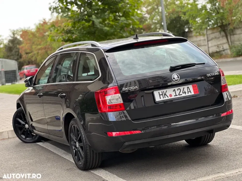 Škoda Octavia III 2.0 TDI DSG Drive — imagine 3