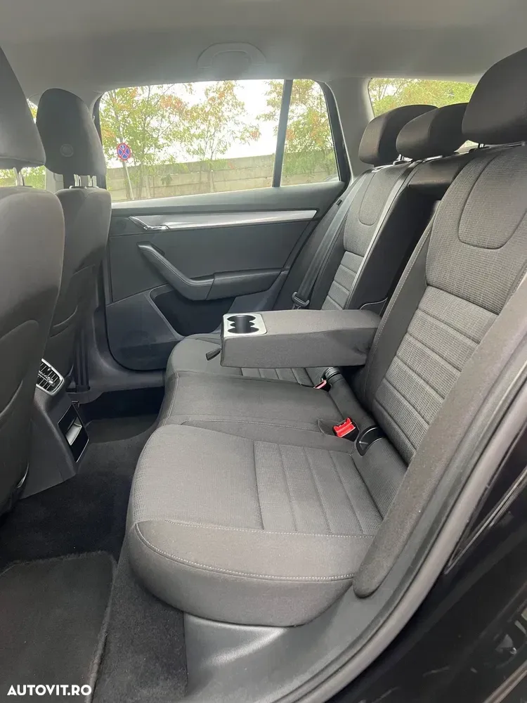 Škoda Octavia III 2.0 TDI DSG Drive — imagine 5