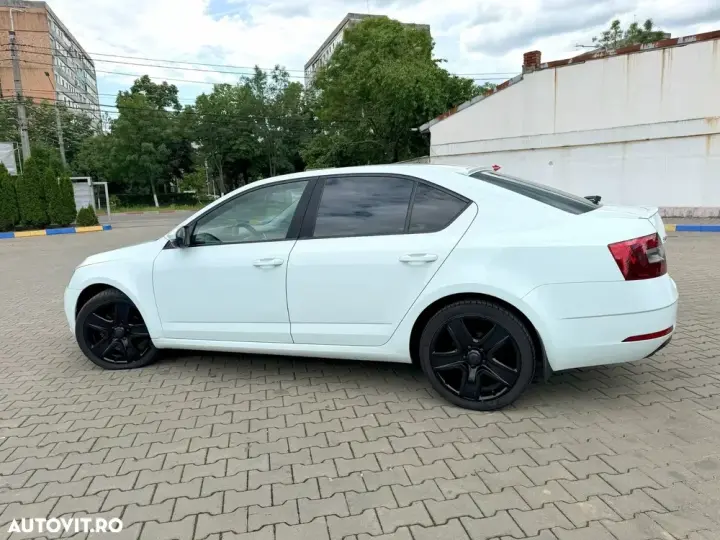 Škoda Octavia III 2.0 TDI DSG Style