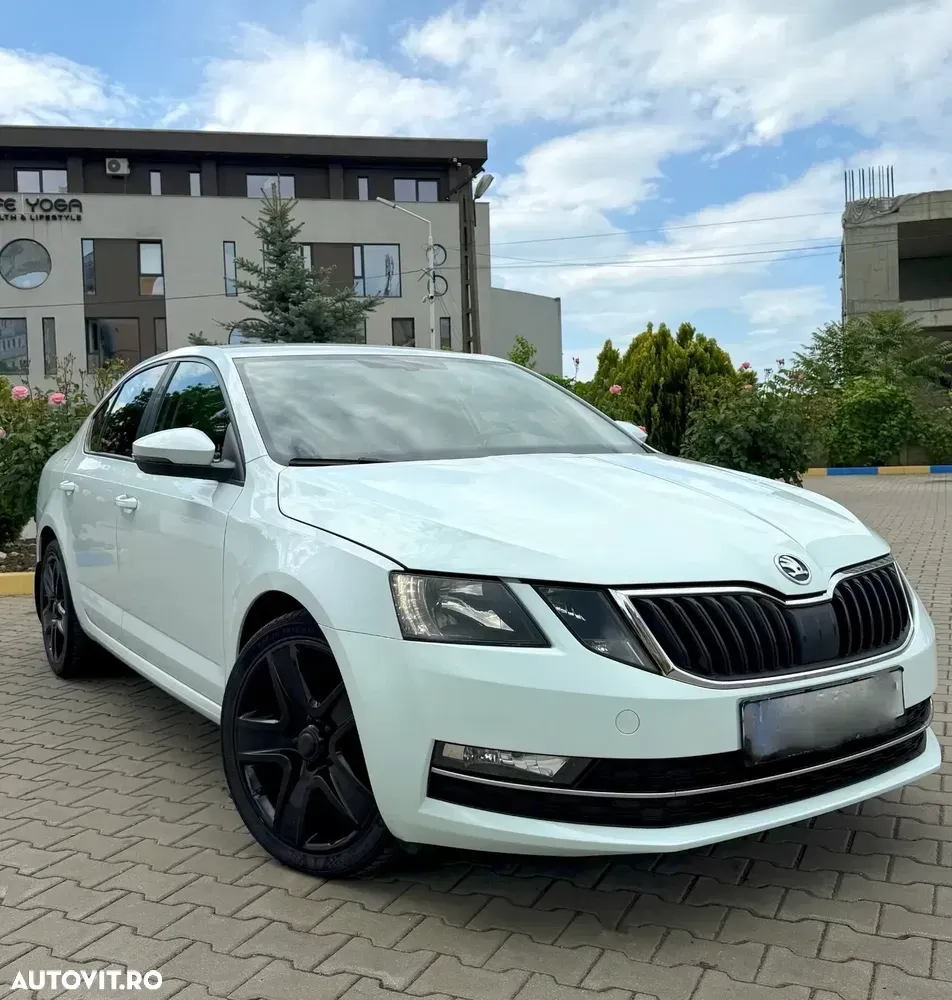 Škoda Octavia III 2.0 TDI DSG Style — imagine 2