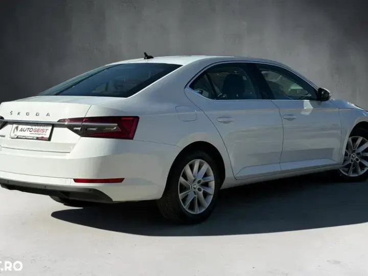 Škoda Superb III 2.0 TDI DSG Ambition