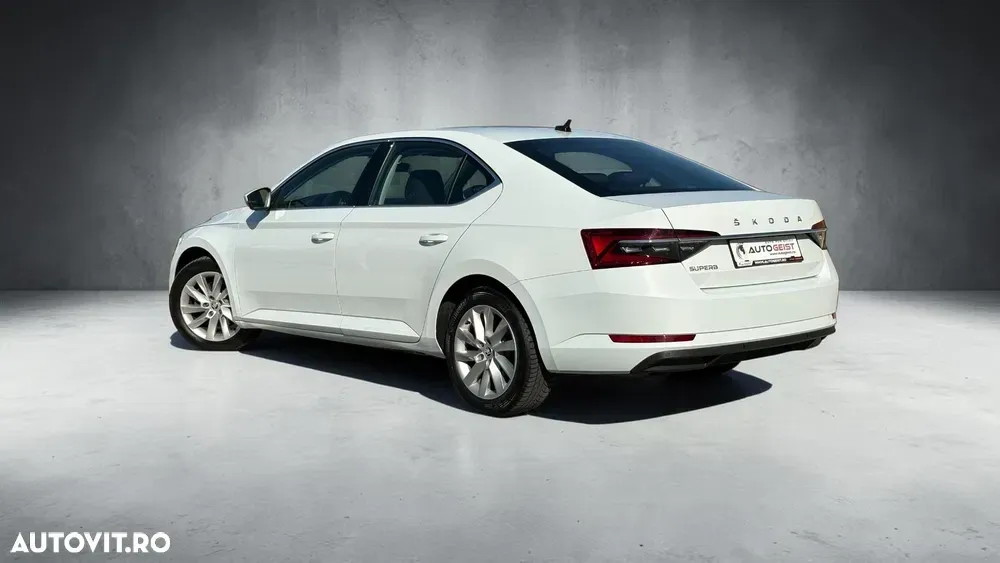 Škoda Superb III 2.0 TDI DSG Ambition — imagine 4