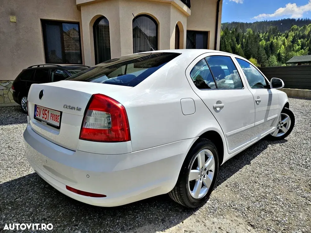 Škoda Octavia II 1.9TDI Ambiente — imagine 3