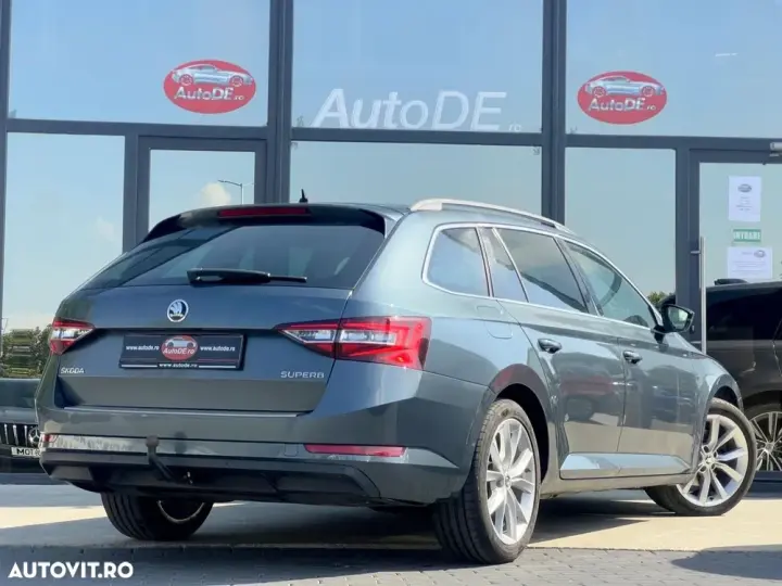 Škoda Superb III