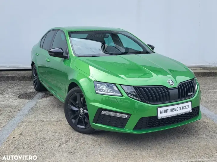 Škoda Octavia IV 2.0 TSI DSG RS