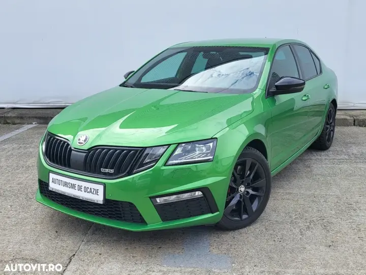 Škoda Octavia IV 2.0 TSI DSG RS