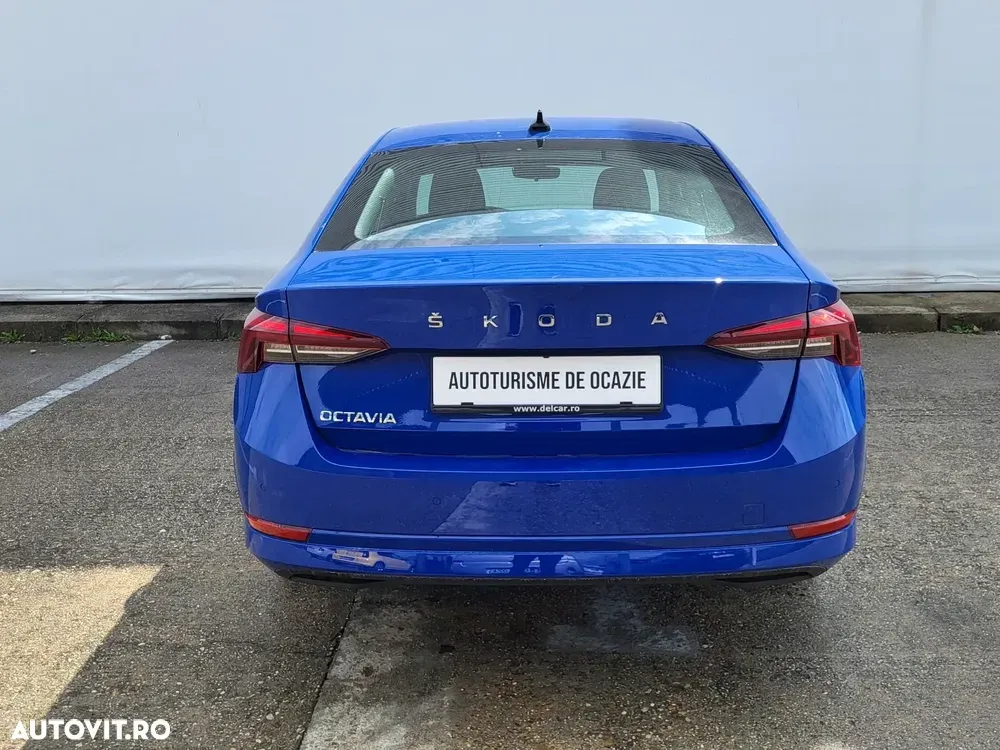 Škoda Octavia 2.0 TDI DSG Ambition — imagine 4