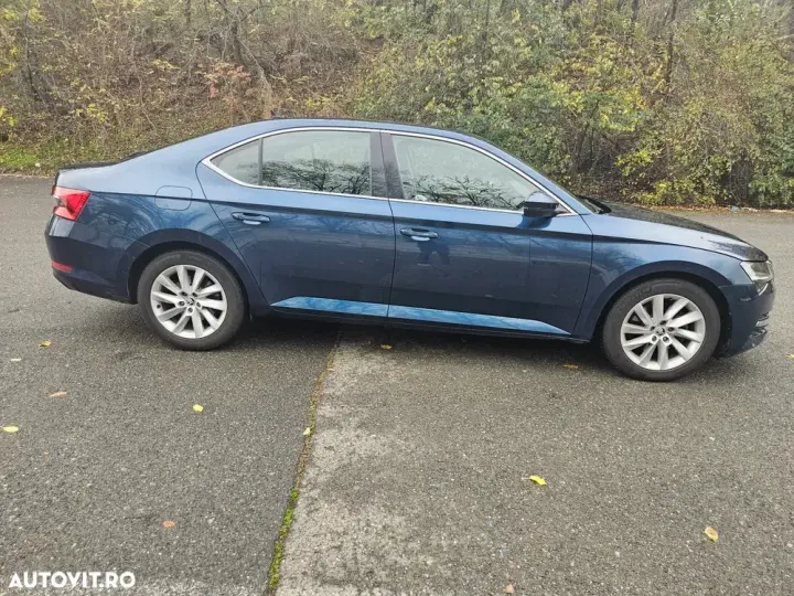 Škoda Superb 2.0 TDI DSG Ambition