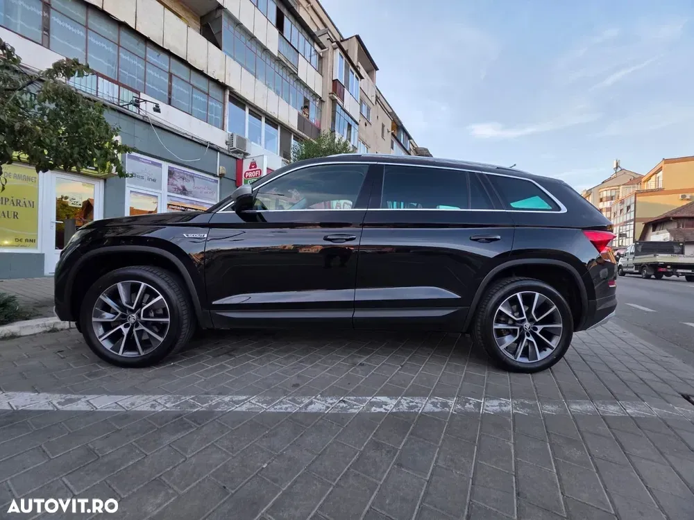 Škoda Kodiaq ver-2-0-tdi-4x4-dsg-scout — imagine 3