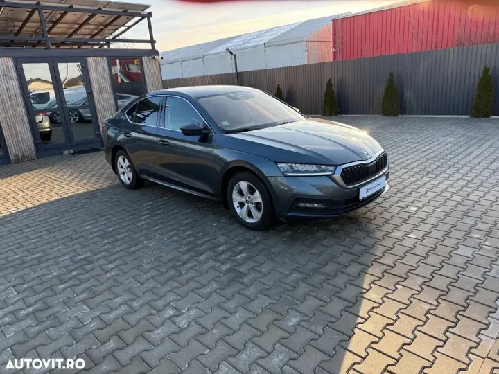 Škoda Octavia IV 2.0 TDI DSG Ambition