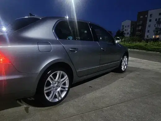 Škoda Superb II 1.4 TSI Active