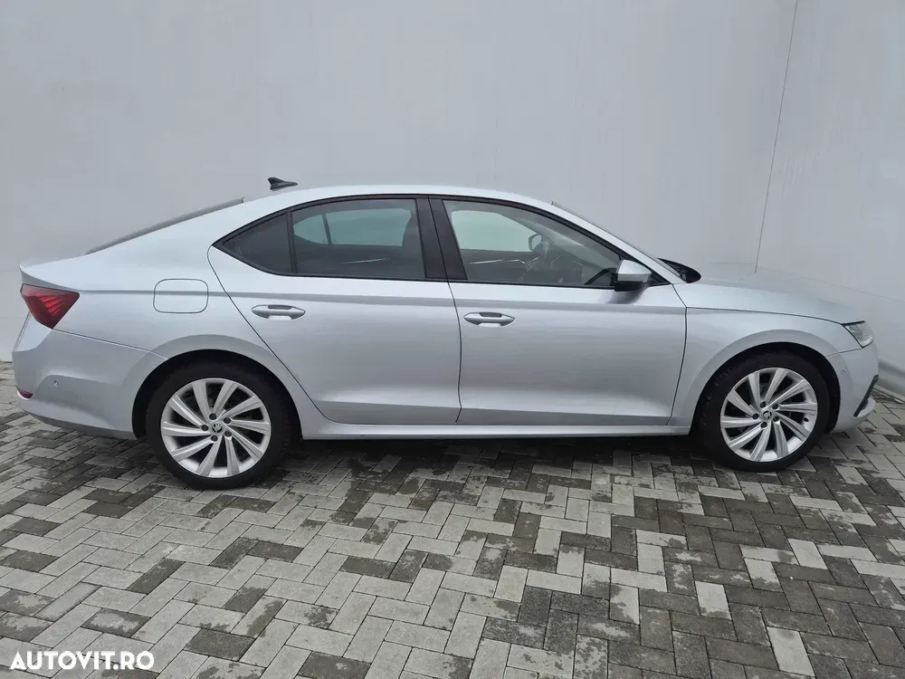 Škoda Octavia IV 2.0 TDI STYLE DSG — imagine 6