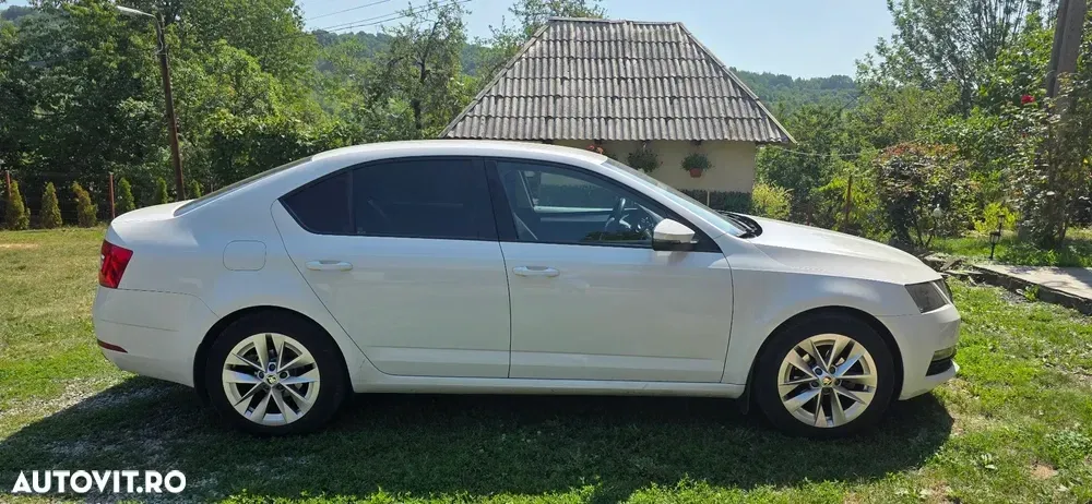 Škoda Octavia III 1.6 TDI Ambition — imagine 6