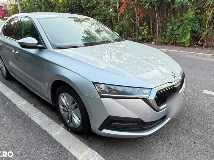 Škoda Octavia IV 2.0 TDI DSG Style